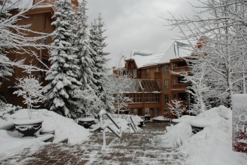 2009-03-WHISTLER WITH MUSSATTOS 23.jpg